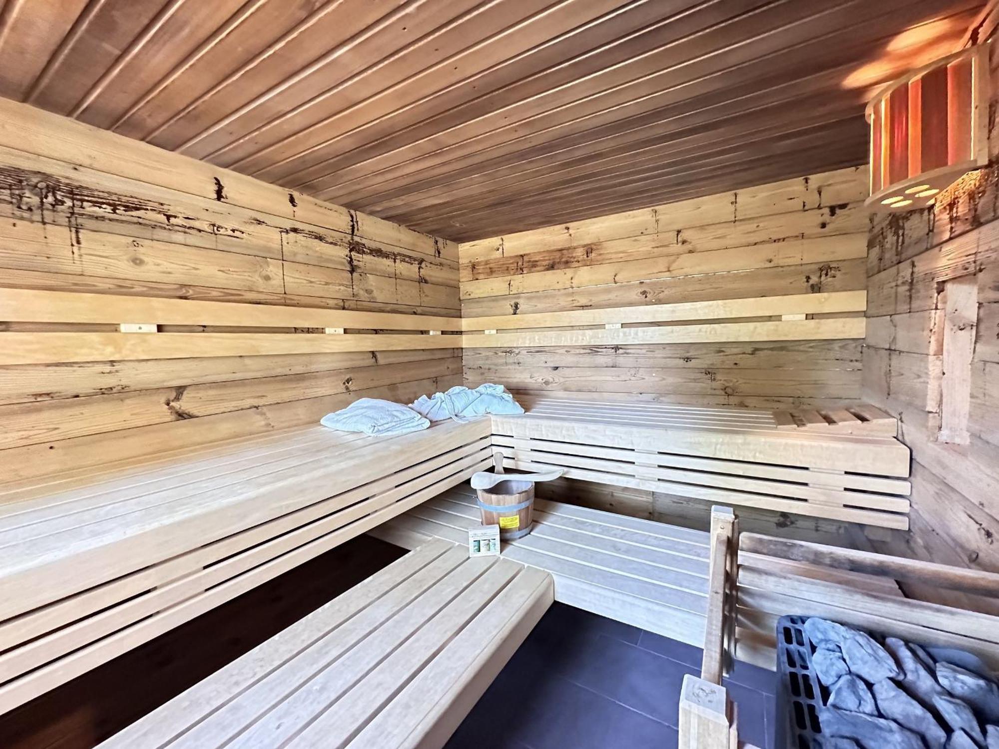 Ferienhaus Kleine Flucht Neuendorf Putbus Exteriör bild